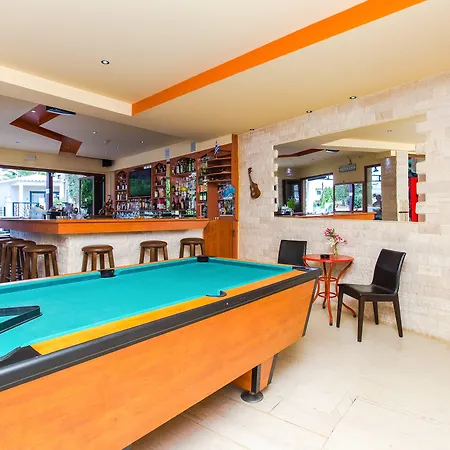 Litsa Hotel