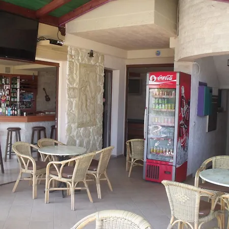 Litsa Hotel 2*