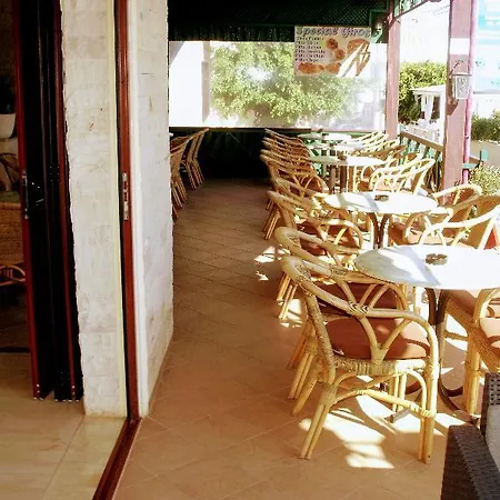 Hotel Litsa 2*