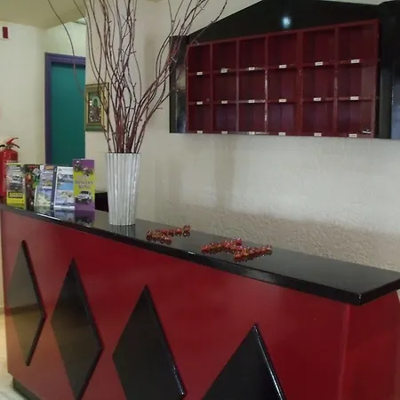 Litsa Hotel 2*